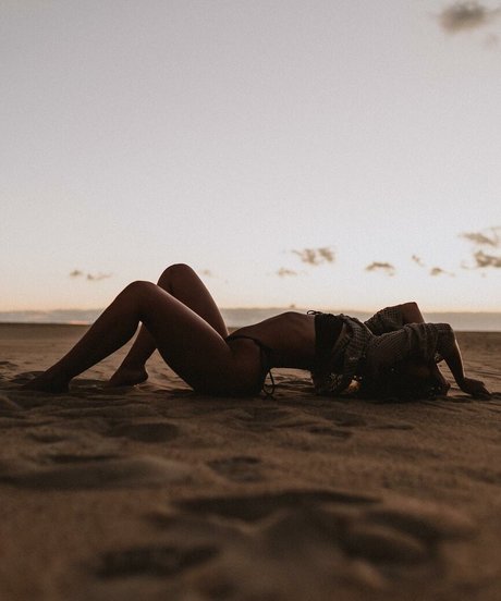 Sarah Senecal best model pics