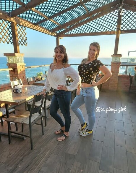 Chivettes model nudes images