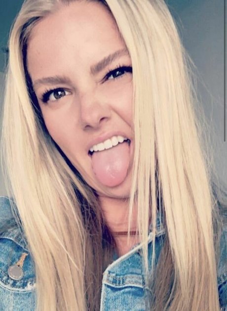 Chivettes model top pics