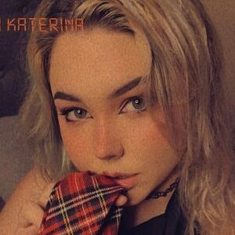 palizafree model naked images