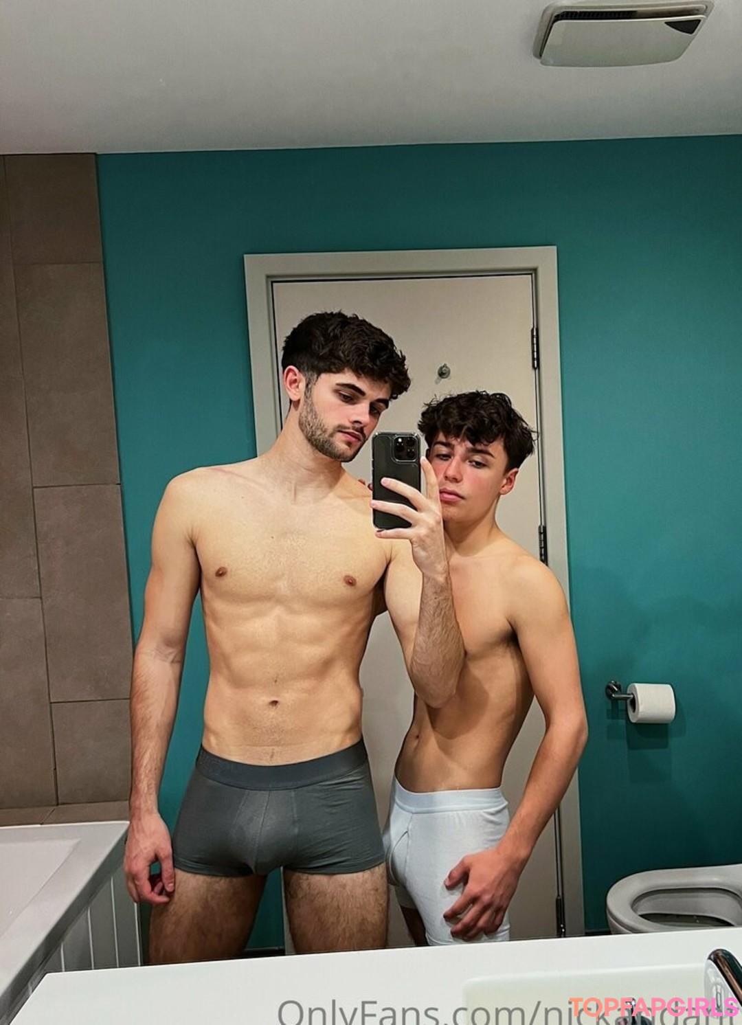 nickandant star naked images