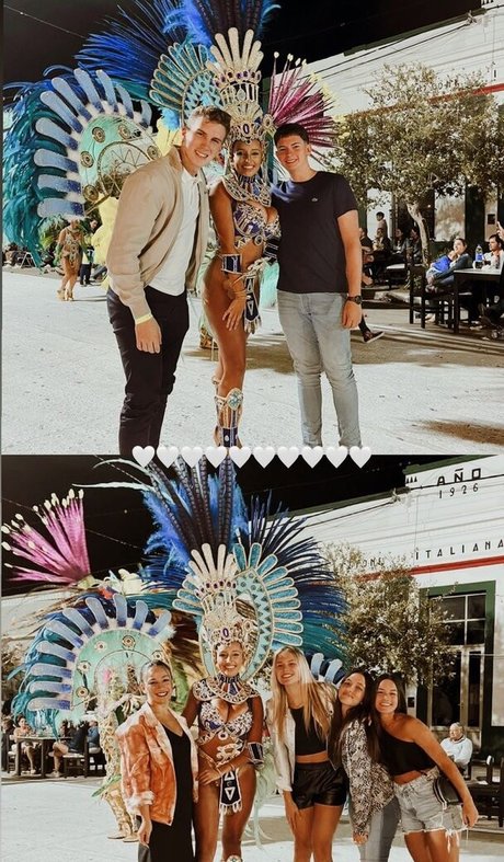 BustyAna model hot pics