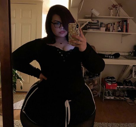 SoftestPear hd model gallery