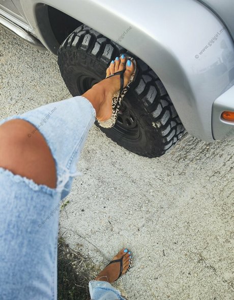 atomictoez pornstar nudes picture