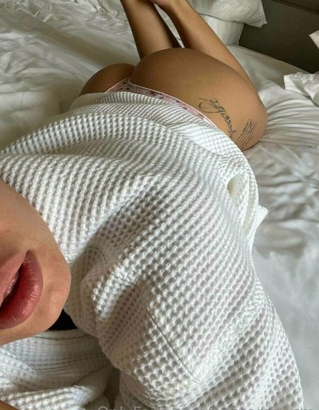 missorgaasm model pornographic images