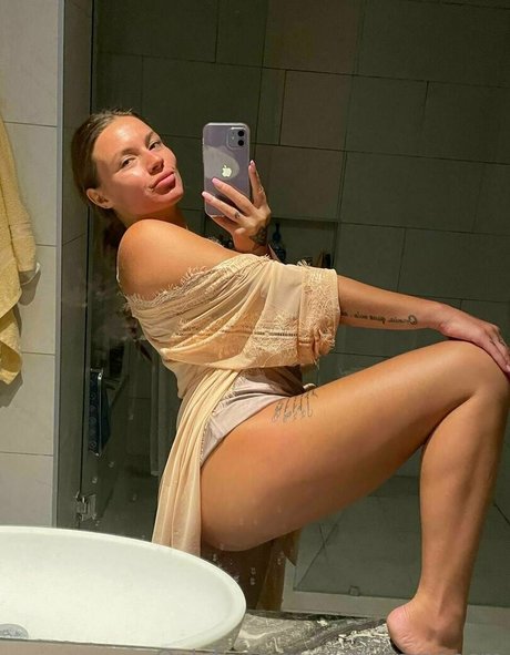 male onlyfans free sexy image