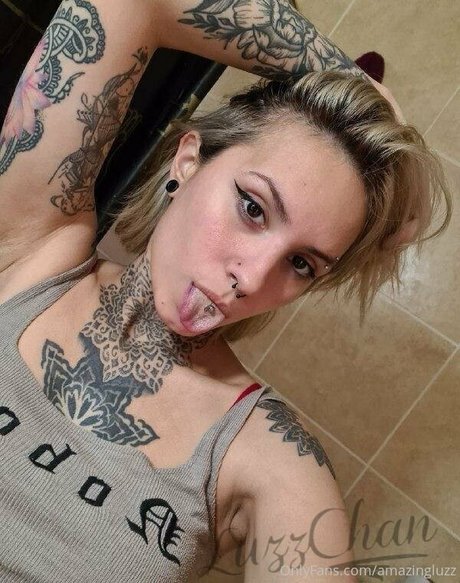 luzzchan pornstar perfect gallery