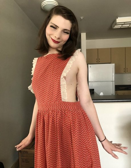 Abkazias model porn image