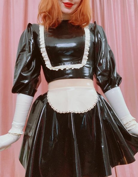 18 free onlyfans naked images