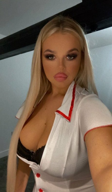 Kayleigh Thomsen hd star photos