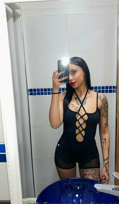 ccapricorniana99 model sexy pictures