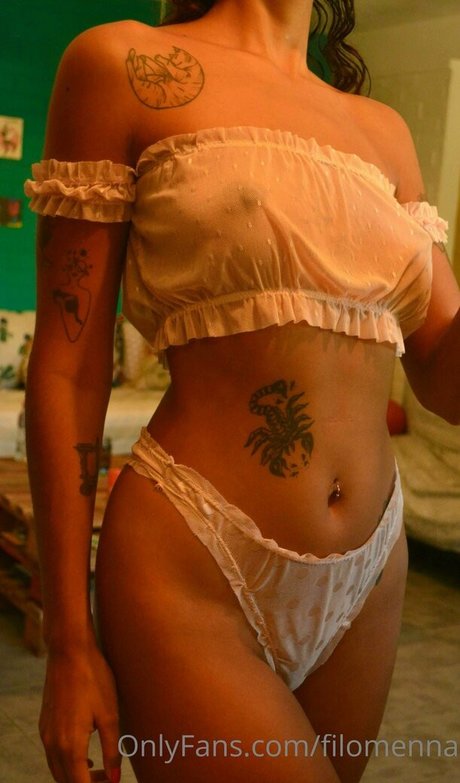 filomenna model adult pic