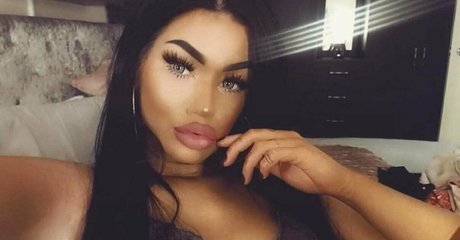 brunettebooty34 star picture