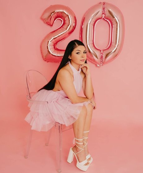 monimonitaa exclusive pornstar archive