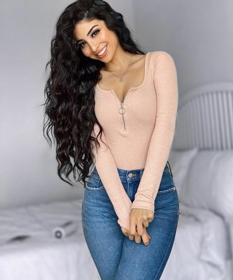 nude ebony onlyfans adult photo