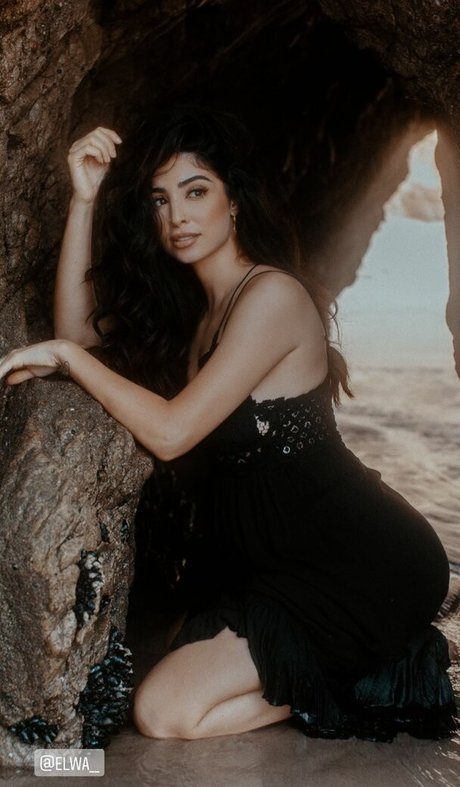 Elwa Saleh xxx star photos