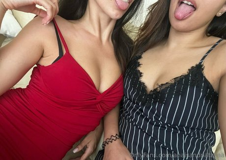 anaisandnataliaa art star img