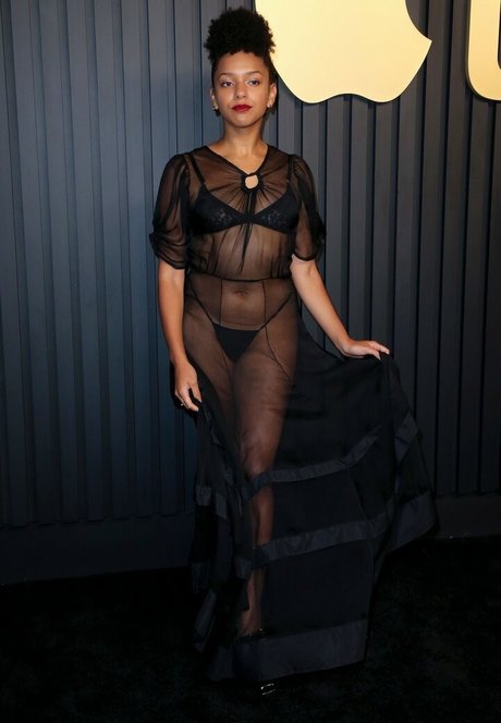 Djouliet Amara hd actress gallery