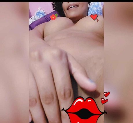 lisasubqueen model xxx pics