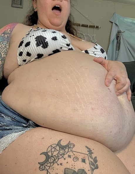 hela stoned bbw model high quality image