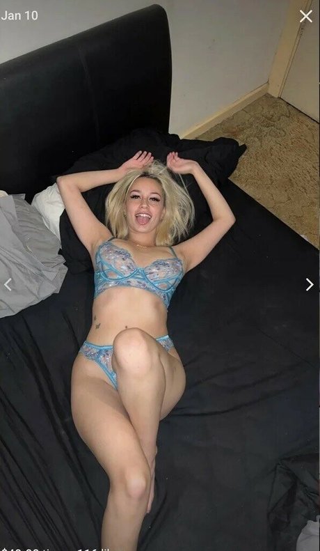 Willow Jade sex pornstar gallery