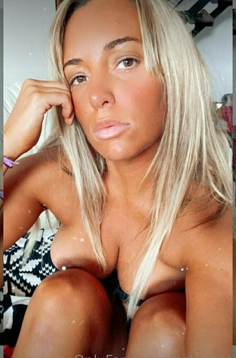 solanaat star xxx photos