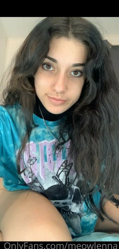 meowlenna nudes model archive