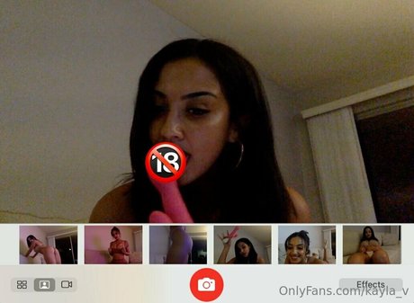 huge fake tits onlyfans sexy naked pic