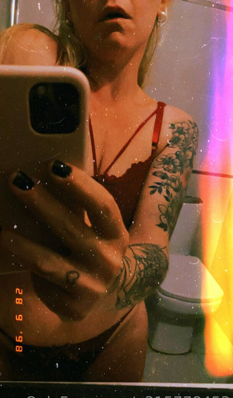 triple y erotic pornstar gallery