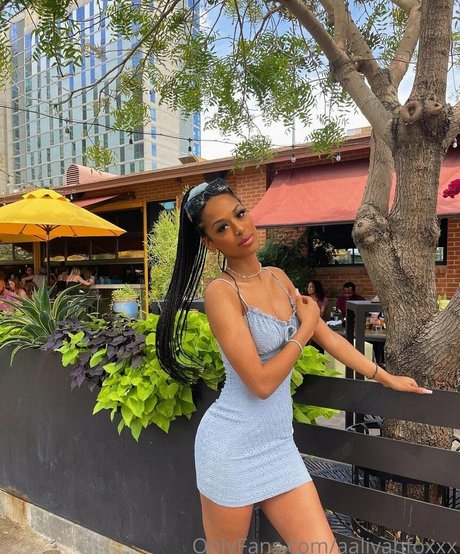 aaliyahfoxxx pornstar top pic