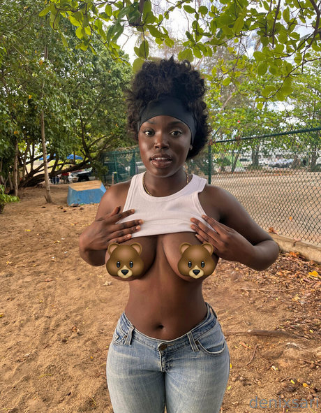 denixsarifree nudes star pictures