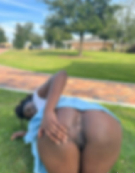 denixsarifree free actress pic