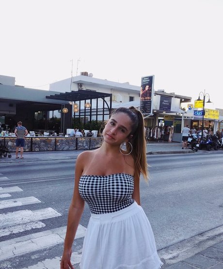 teen deepthroat onlyfans xxx pics