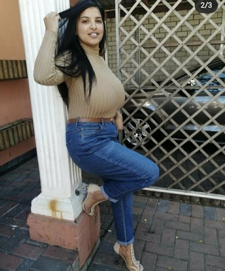 Mickyla Goslett pornstar exclusive image