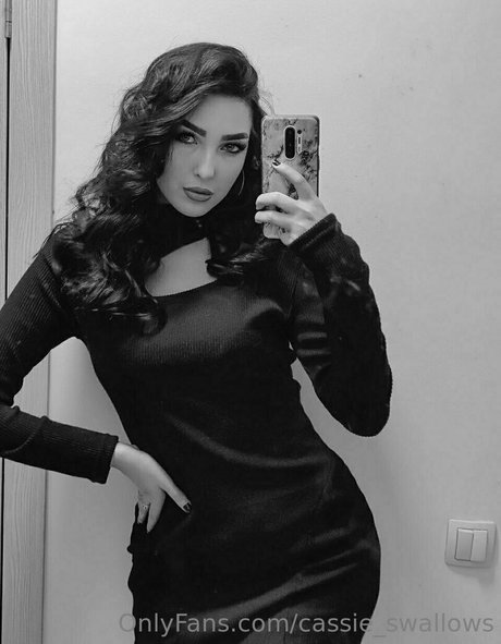 trans free onlyfans pornographic photo