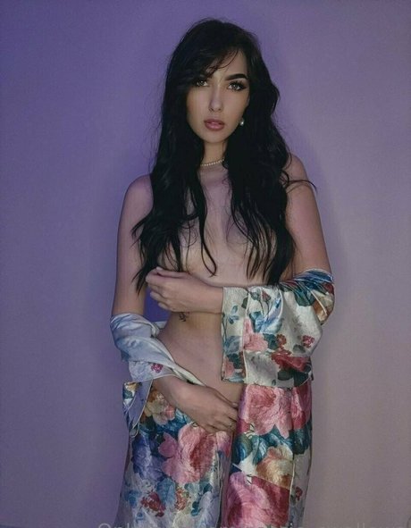 cassie swallows exclusive actress picture