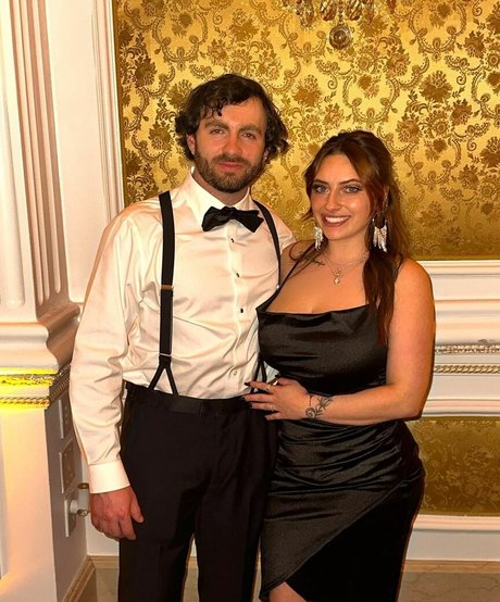 swinger milf onlyfans free porn pic