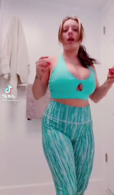 Ali Cortese model nice image