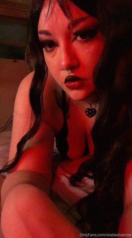 vivelavivienne erotic pornstar image