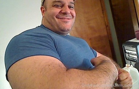bullmusclejoe nice model gallery