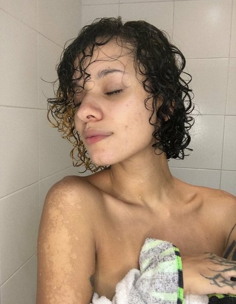 menasaurio free porn actress pictures