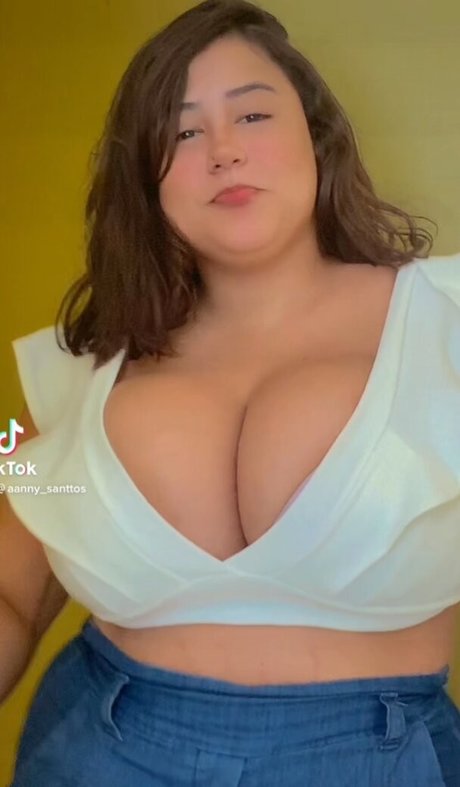 Rayanny Santos star sex pics