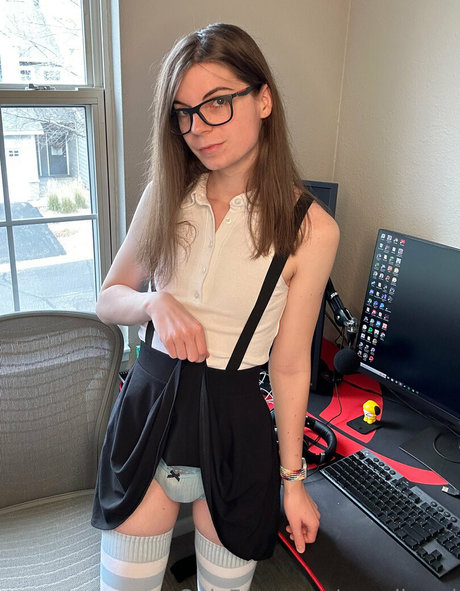 angelicsyd exclusive model img