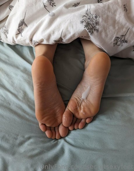 secretsexyfeet porn actress photos