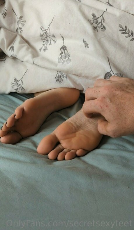 secretsexyfeet porn actress pics