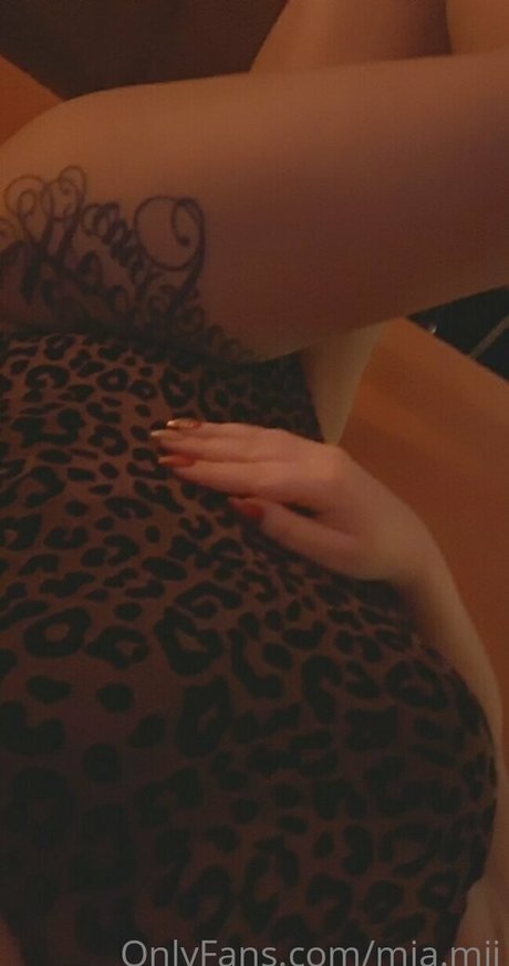 mia mii xxx star gallery