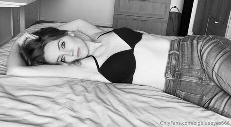 teen dildo onlyfans free nude pictures