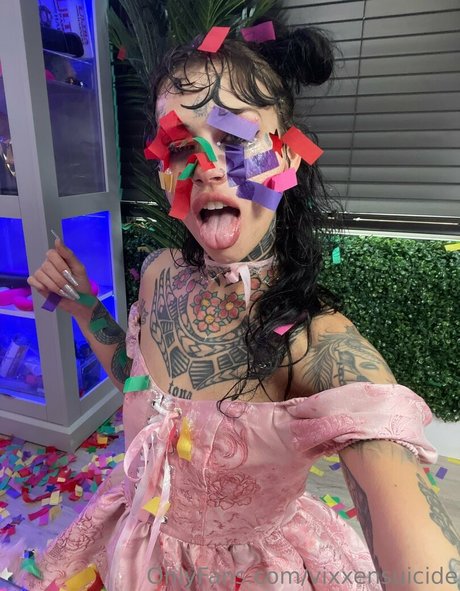 vixxensuicide model adult image