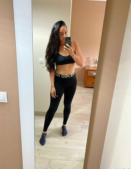 mialove1126 pornstar nude pics