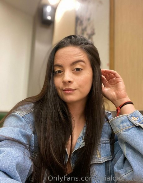 mialove1126 perfect model picture